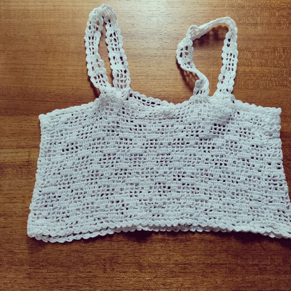 ✨ 4/$15 Crochet Crop Top